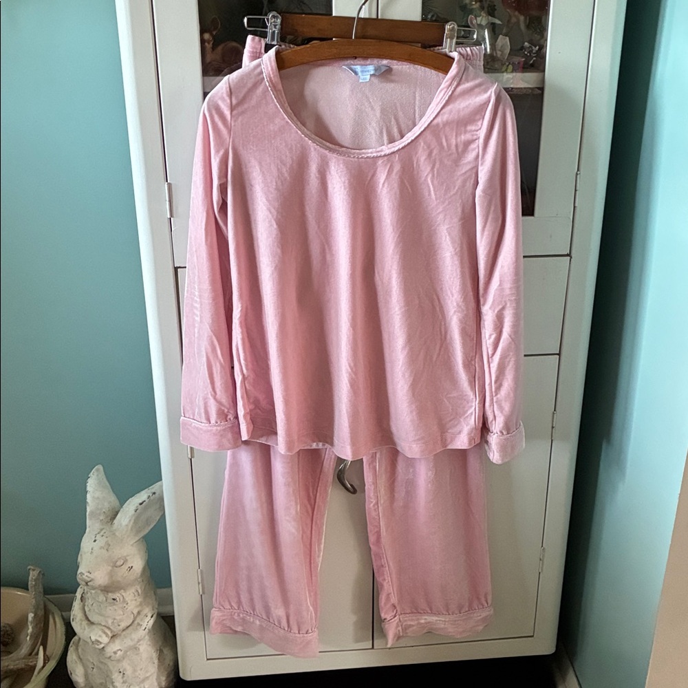 Pajamagram Pink Long Sleeve Velour Pajama Set sz XS euc